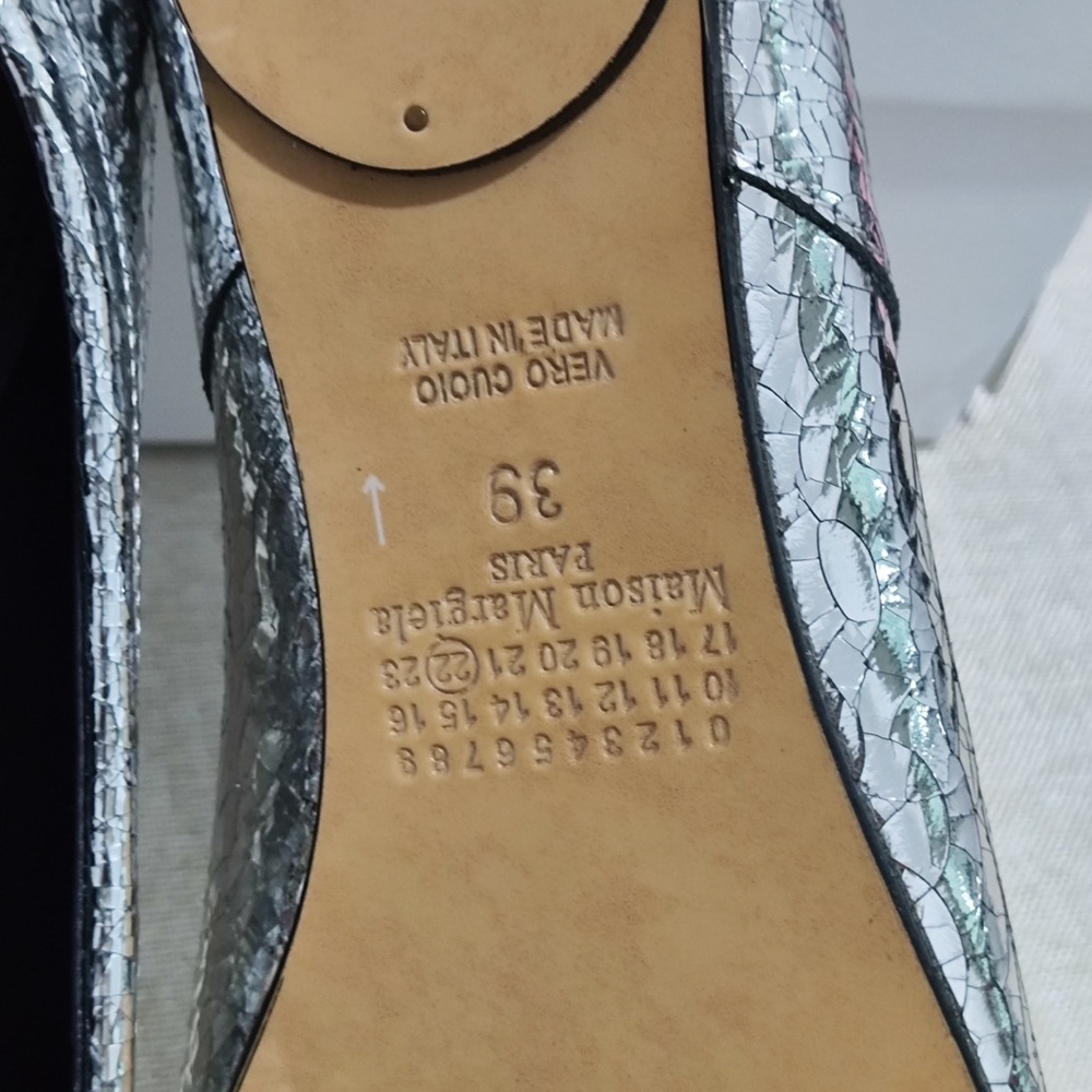 Maison Martin Margiela Silver Tabi Split-Toe Ballet Flats - Picture 2 of 8
